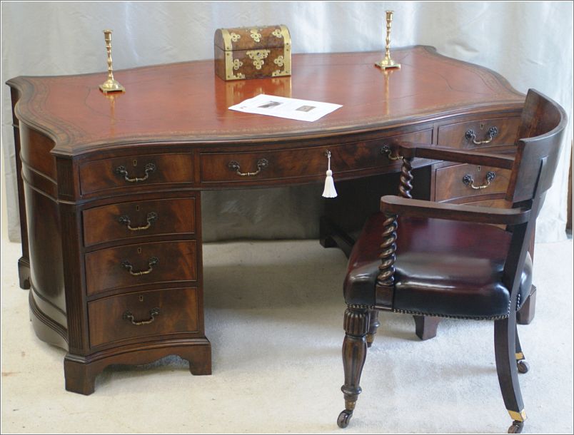 1024 Antique Serpentine Partners Desk and Chair 9024 (3)